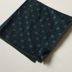 CLIFTON WILSON COTTON POCKET SQUARE IN GREEN DIAMOND PRINT 12.5” NWOT
